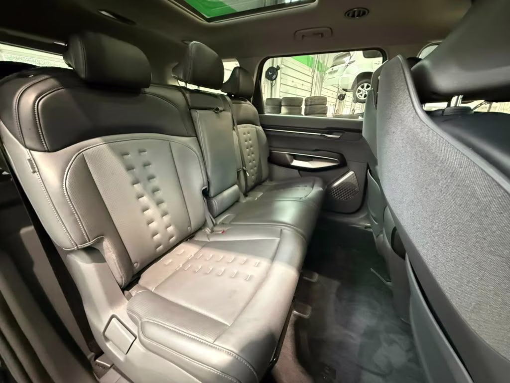 2024 Aurora Black Pearl Kia EV9 Wind AWD SUV