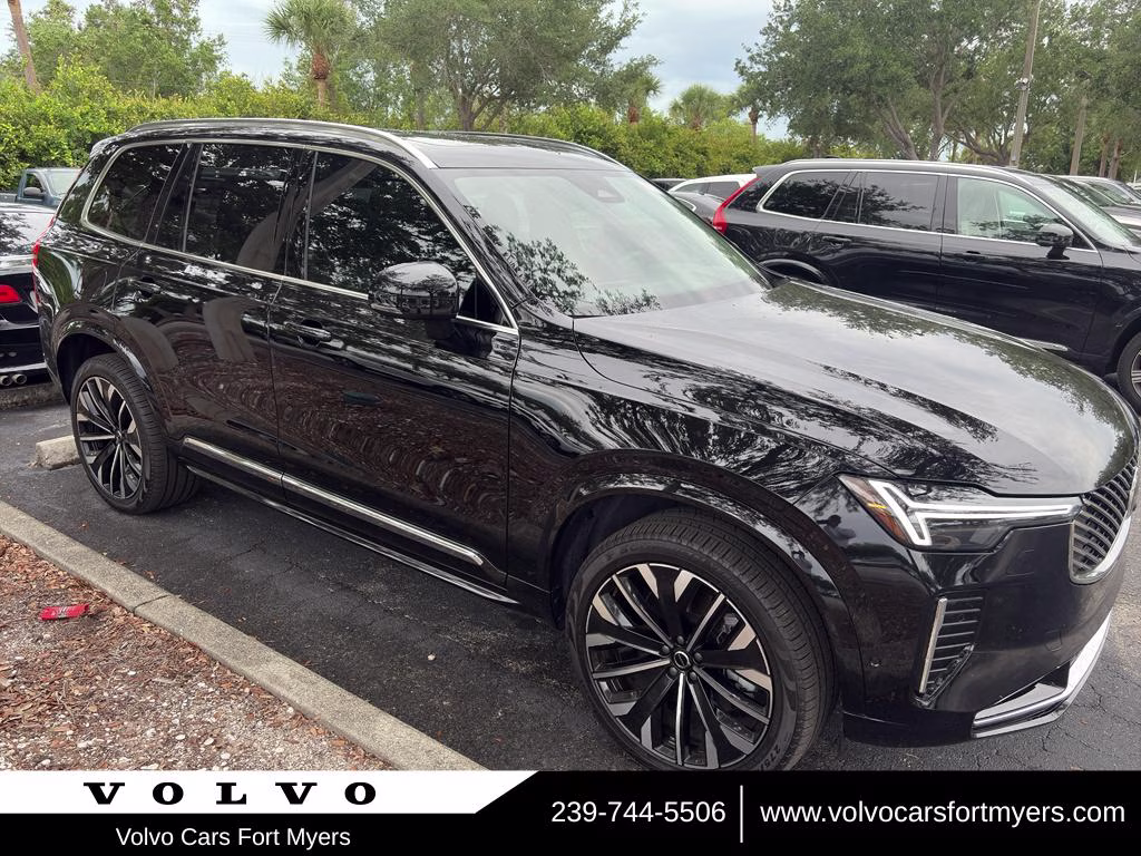 2025 Onyx Black Metallic Volvo XC90 Ultra AWD SUV