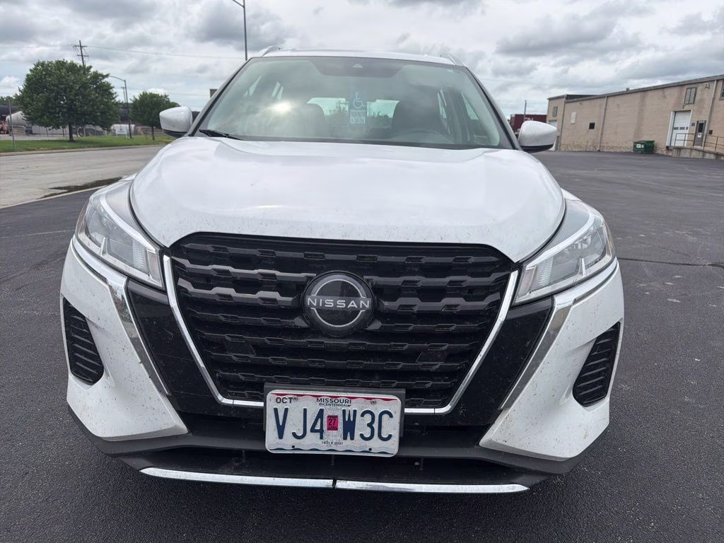 2023 Fresh Powder Nissan Kicks SV FWD SUV