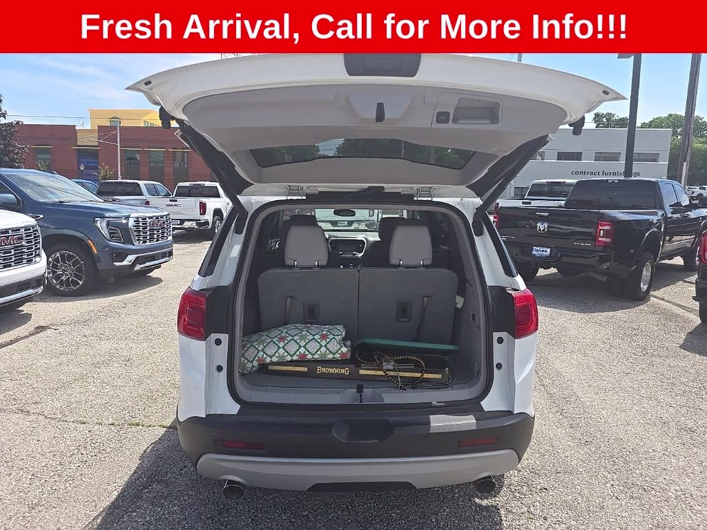 2019 Summit White GMC Acadia SLT-1 AWD SUV