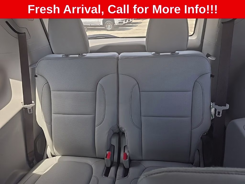 2019 Summit White GMC Acadia SLT-1 AWD SUV