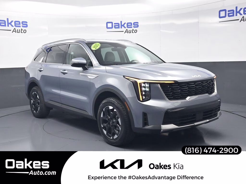 2025 Everlasting Silver Kia Sorento S AWD SUV