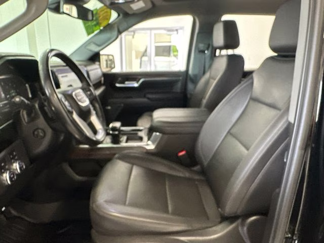 2023 Onyx Black GMC Sierra 1500 SLT 4X4 Truck