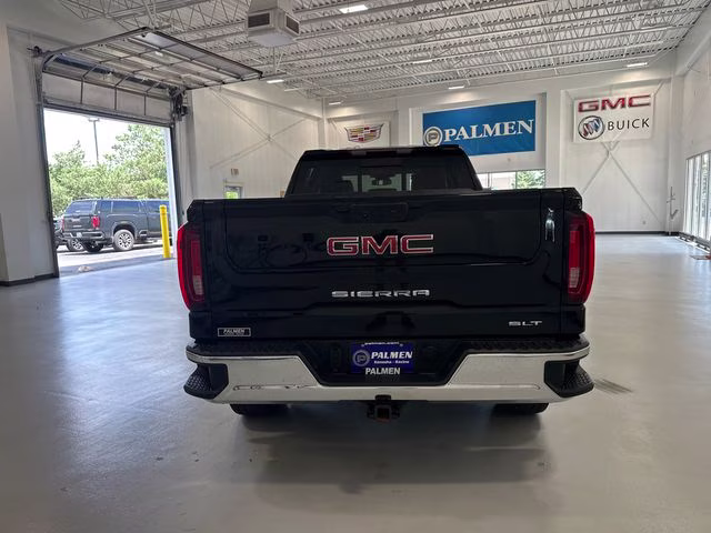 2023 Onyx Black GMC Sierra 1500 SLT 4X4 Truck