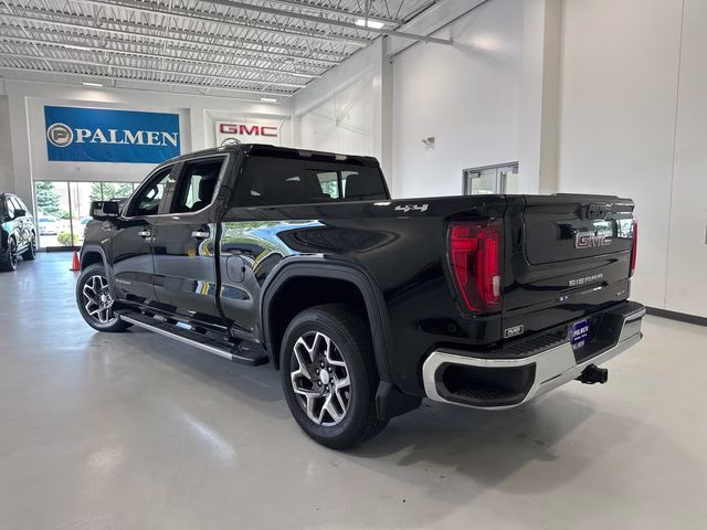 2023 Onyx Black GMC Sierra 1500 SLT 4X4 Truck