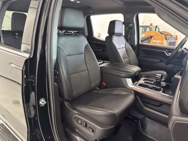 2023 Onyx Black GMC Sierra 1500 SLT 4X4 Truck