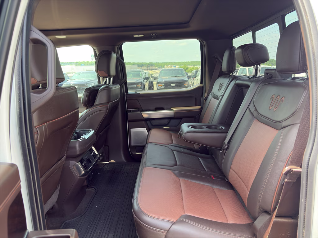 2022 Star White Metallic Tri-Coat Ford F-150 King Ranch 4X4 Truck