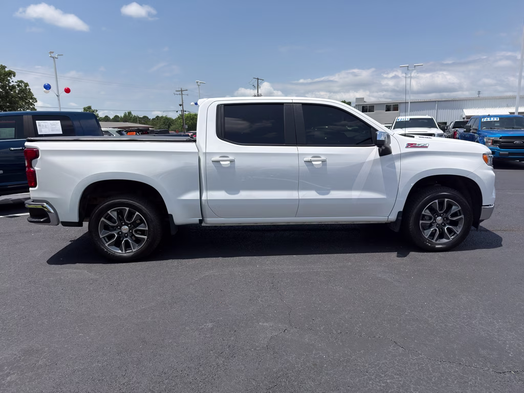 2025 Summit White Chevrolet Silverado LT 4X4 Truck