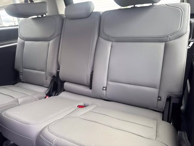 2026 White Metallic Ford Expedition Max Active RWD SUV