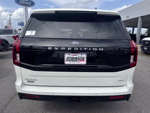 2026 White Metallic Ford Expedition Max Active RWD SUV