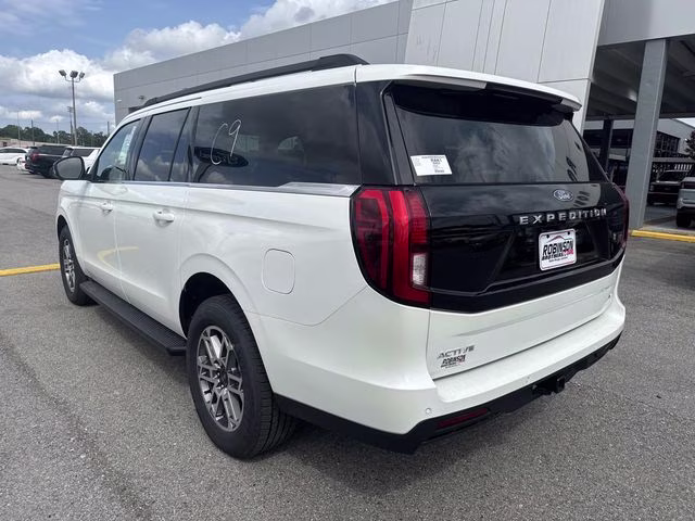 2026 White Metallic Ford Expedition Max Active RWD SUV