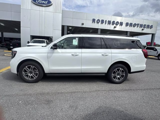 2026 White Metallic Ford Expedition Max Active RWD SUV