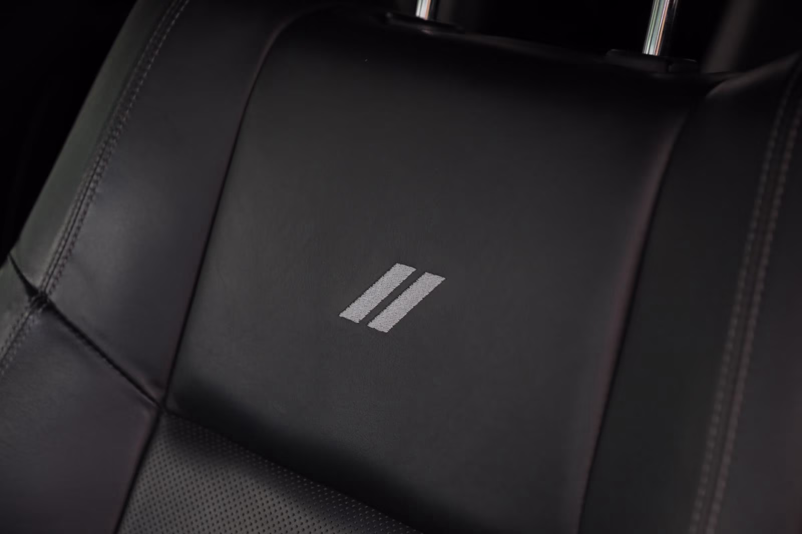 2020 White Knuckle Dodge Durango R/T AWD SUV