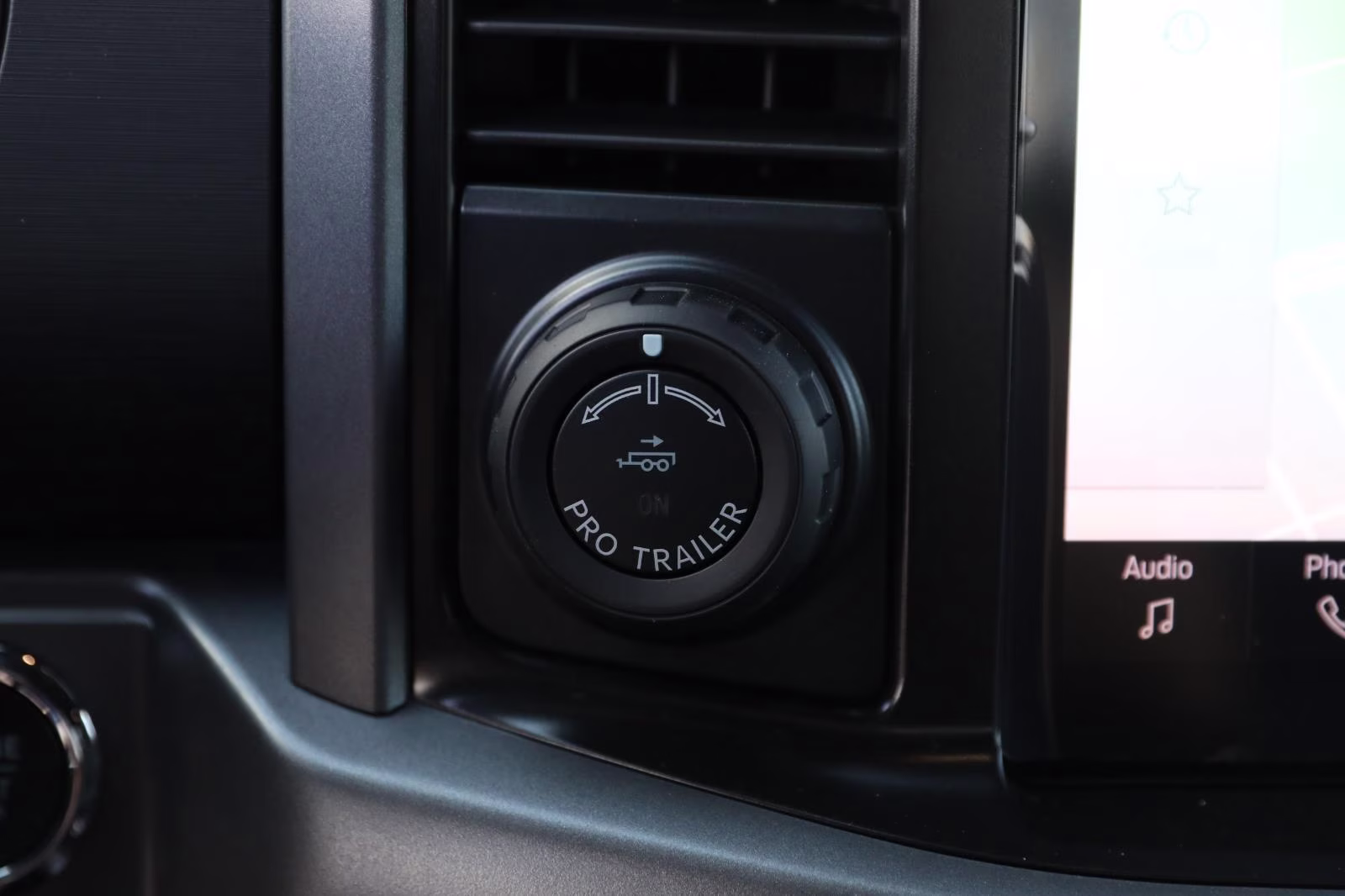 2026 Agate Black Metallic Ford F-150 XLT 4X4 Truck