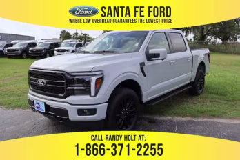 2026 White Ford F-150 LARIAT 4X4 Truck