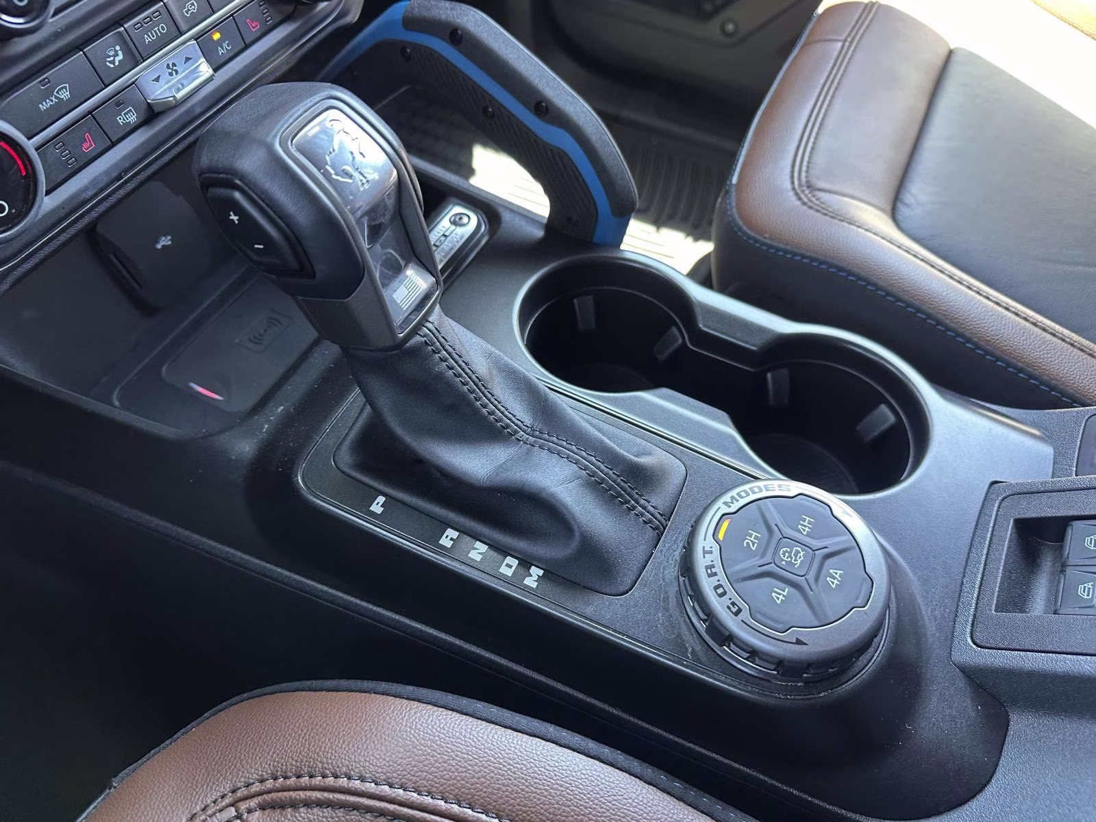 2023 Carbonized Gray Metallic Ford Bronco Outer Banks 4 Door Advanced 4x4 4X4 SUV