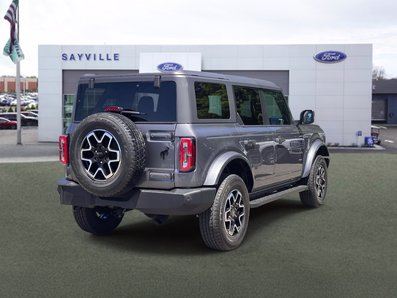2023 Carbonized Gray Metallic Ford Bronco Outer Banks 4 Door Advanced 4x4 4X4 SUV