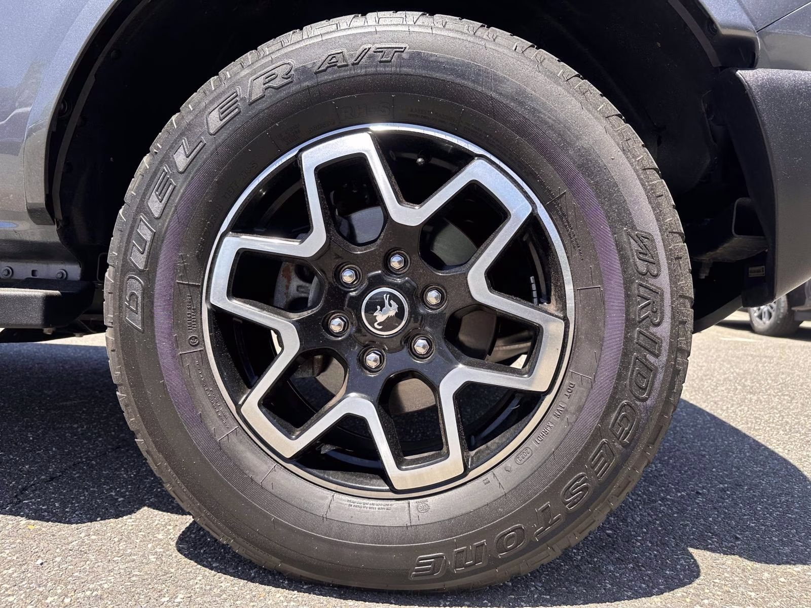 2023 Carbonized Gray Metallic Ford Bronco Outer Banks 4 Door Advanced 4x4 4X4 SUV