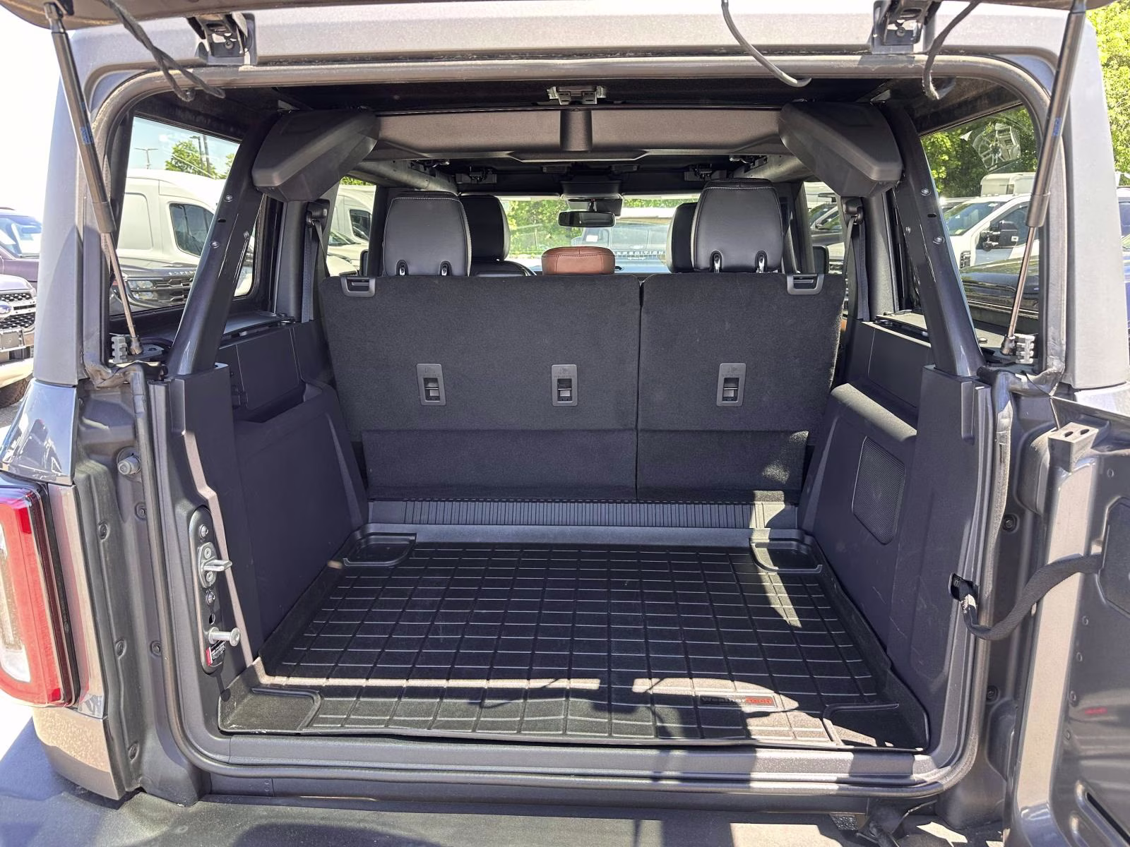 2023 Carbonized Gray Metallic Ford Bronco Outer Banks 4 Door Advanced 4x4 4X4 SUV