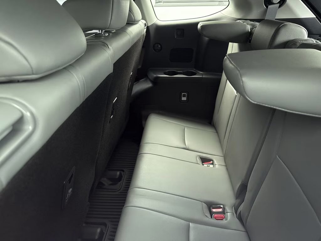 2022 Celestial Silver Metallic Toyota Highlander XLE AWD SUV