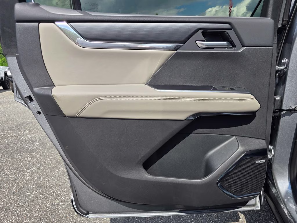 2026 Sterling Metallic GMC Acadia Elevation AWD SUV
