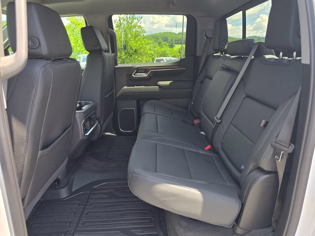 2026 Summit White GMC Sierra 1500 SLT 4X4 Truck
