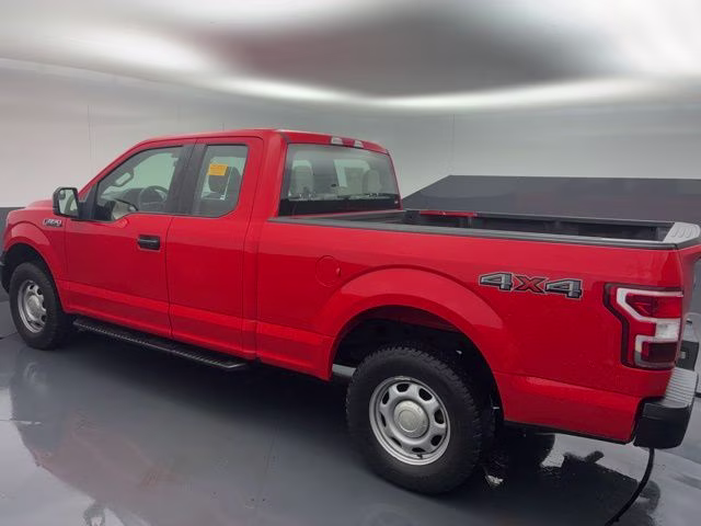 2019 Race Red Ford F-150 XL 4X4 Truck