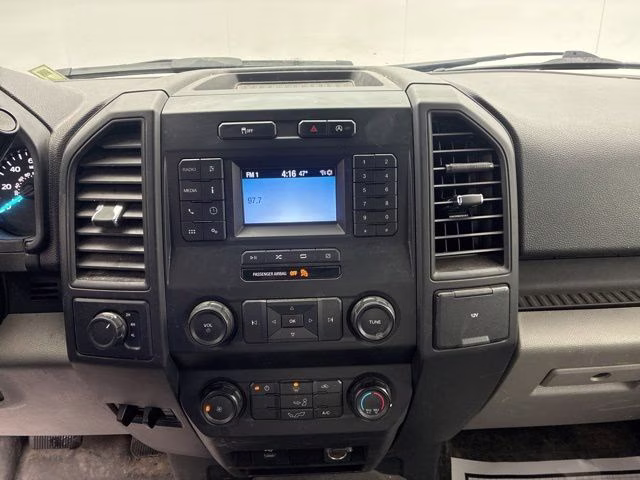 2019 Race Red Ford F-150 XL 4X4 Truck