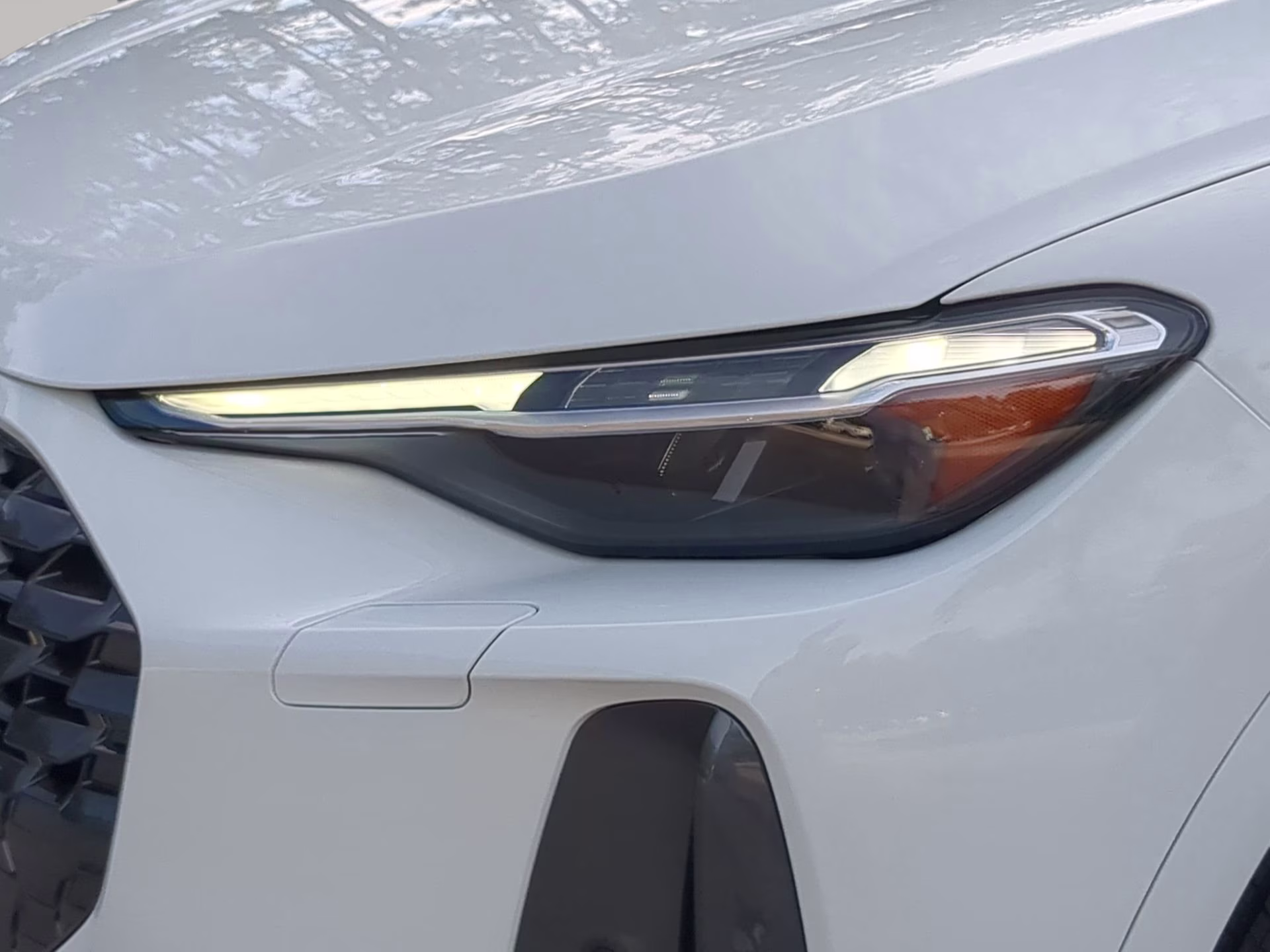 2025 Glacier White Metallic Audi Q5 Premium Plus AWD SUV