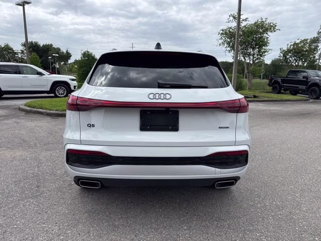 2025 Glacier White Metallic Audi Q5 Premium Plus AWD SUV