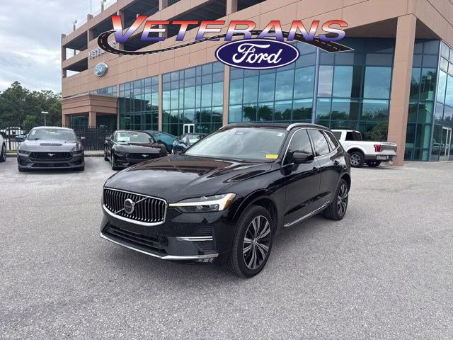 2022 Onyx Black Metallic Volvo XC60 Inscription FWD SUV