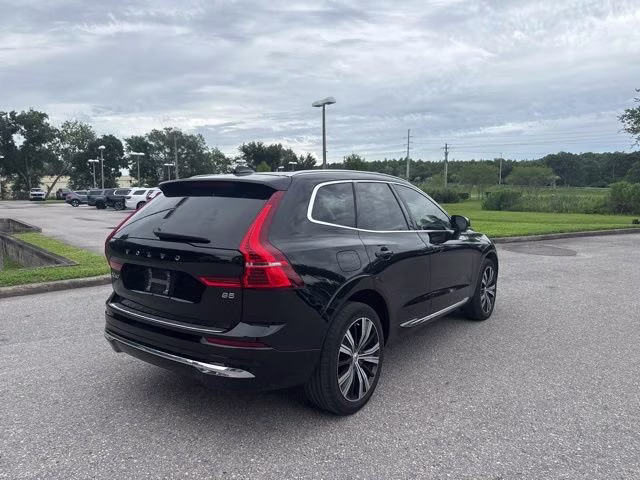 2022 Onyx Black Metallic Volvo XC60 Inscription FWD SUV