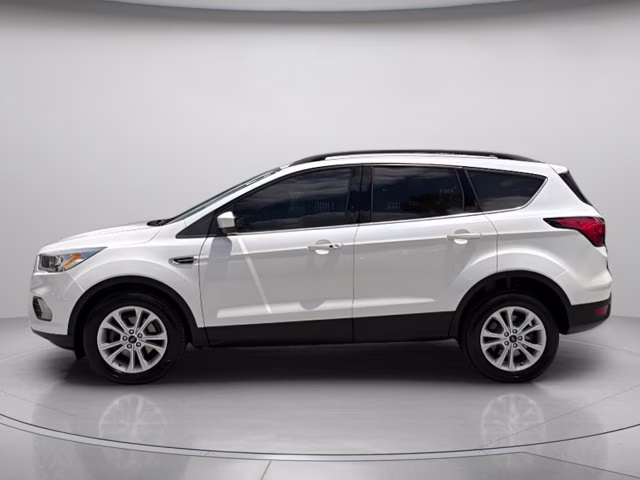 2019 White Platinum Clearcoat Metallic Ford Escape SEL FWD SUV