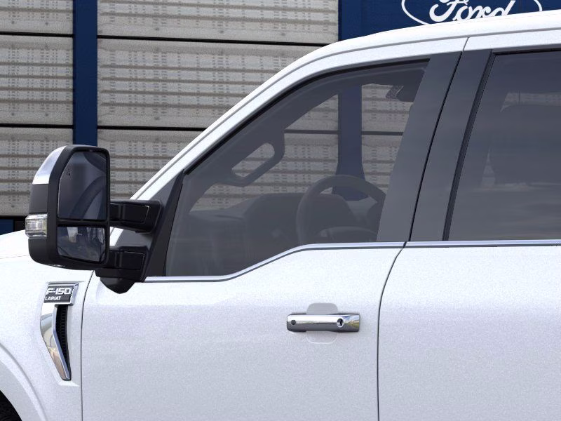 2026 Star White Metallic Tri-Coat Ford F-150 Lariat 4X4 Truck
