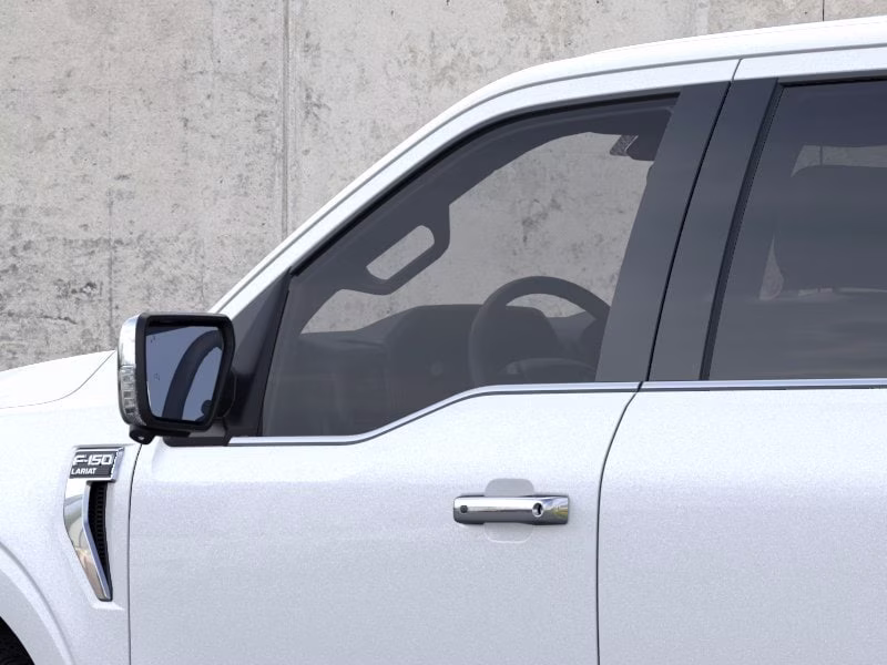 2026 Star White Metallic Tri-Coat Ford F-150 Lariat 4X4 Truck