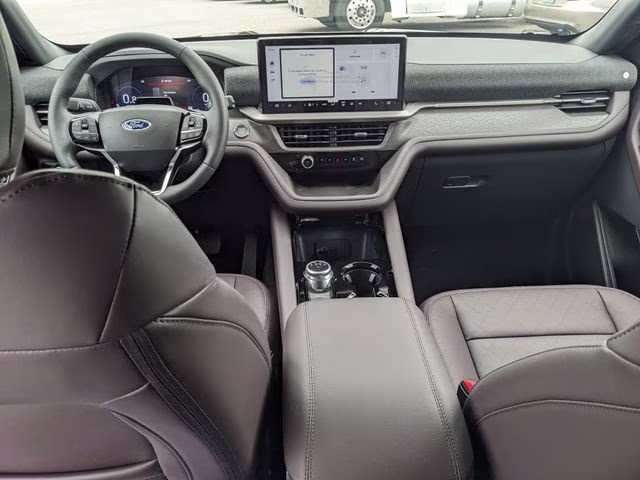 2026 Agate Black Metallic Ford Explorer Platinum RWD SUV