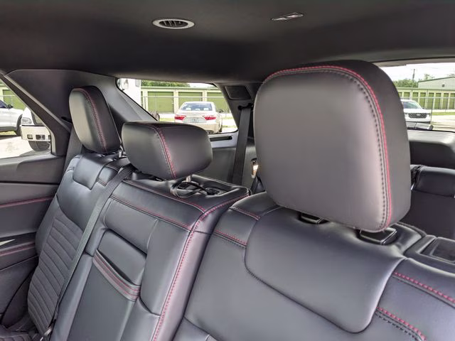 2026 Rapid Red Metallic Tinted Clearcoat Ford Explorer ST-Line RWD SUV