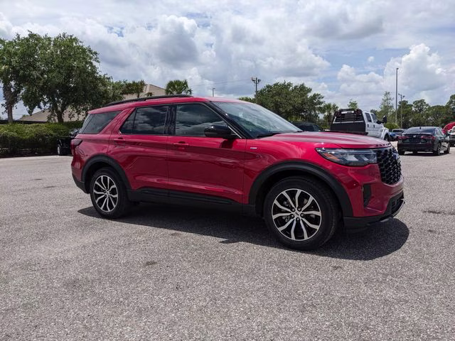 2026 Rapid Red Metallic Tinted Clearcoat Ford Explorer ST-Line RWD SUV