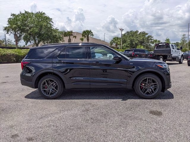 2026 Agate Black Metallic Ford Explorer ST-Line RWD SUV
