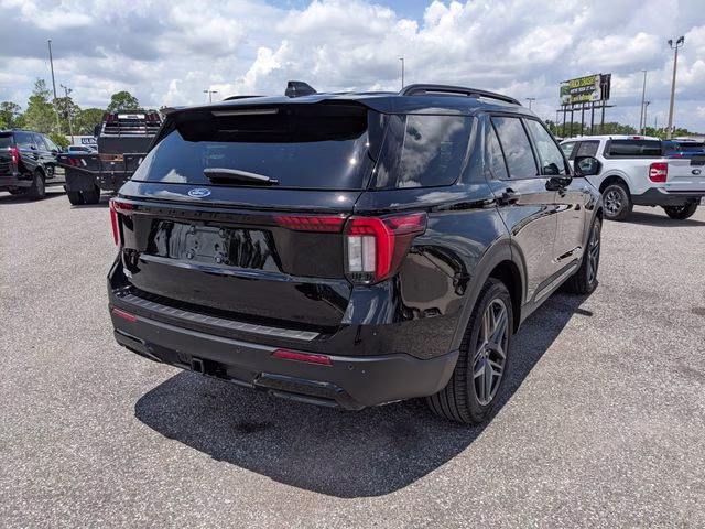 2026 Agate Black Metallic Ford Explorer ST-Line RWD SUV