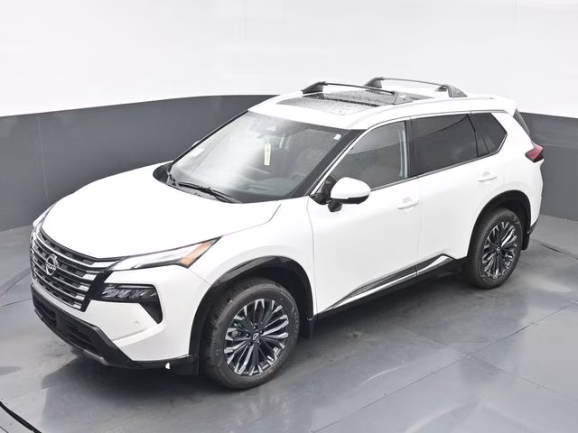2026 Everest White Pearl Tricoat Nissan Rogue Platinum AWD SUV