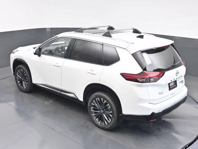 2026 Everest White Pearl Tricoat Nissan Rogue Platinum AWD SUV