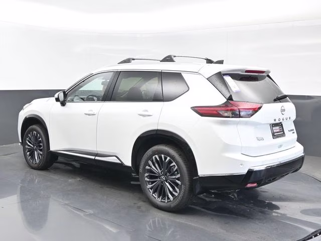 2026 Everest White Pearl Tricoat Nissan Rogue Platinum AWD SUV