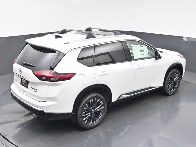 2026 Everest White Pearl Tricoat Nissan Rogue Platinum AWD SUV