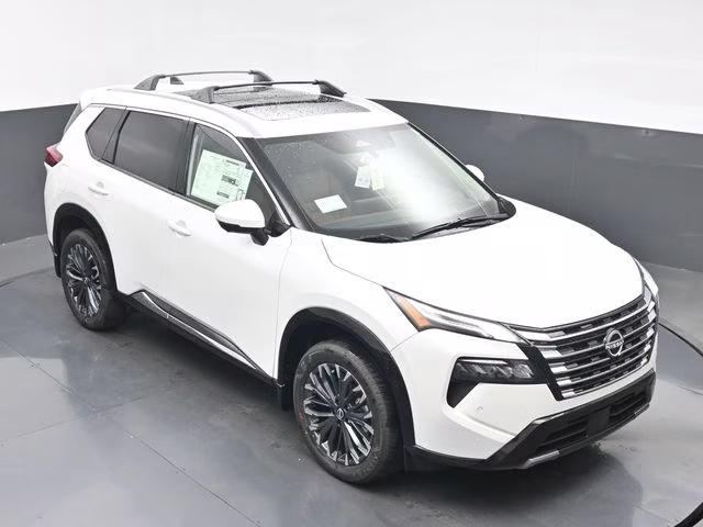 2026 Everest White Pearl Tricoat Nissan Rogue Platinum AWD SUV