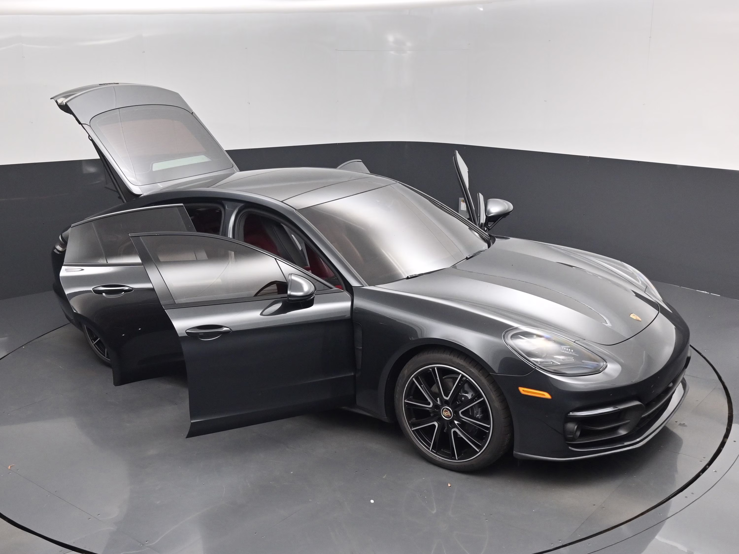 2023 Volcano Grey Metallic Porsche Panamera Platinum Edition RWD Hatchback