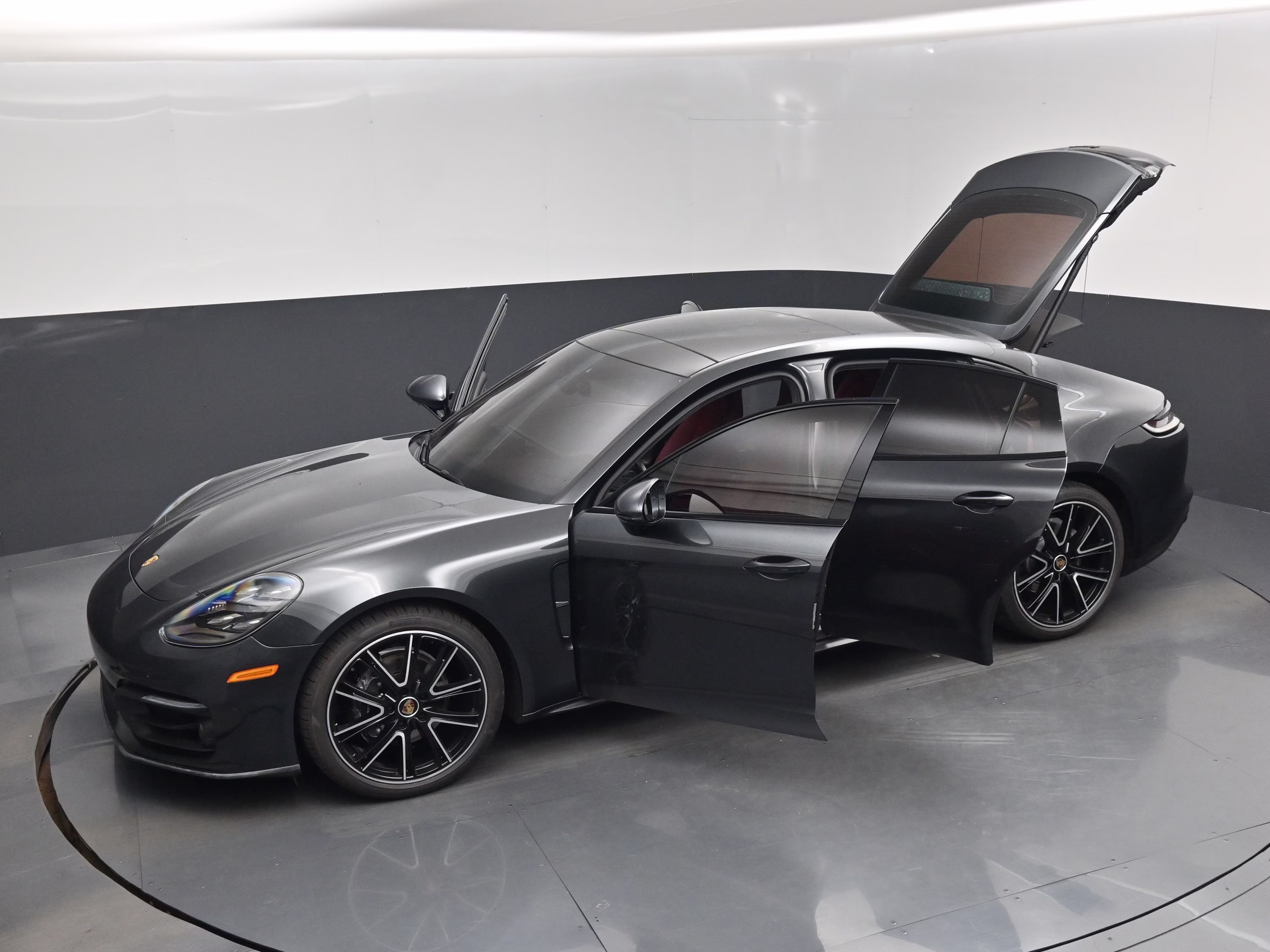 2023 Volcano Grey Metallic Porsche Panamera Platinum Edition RWD Hatchback