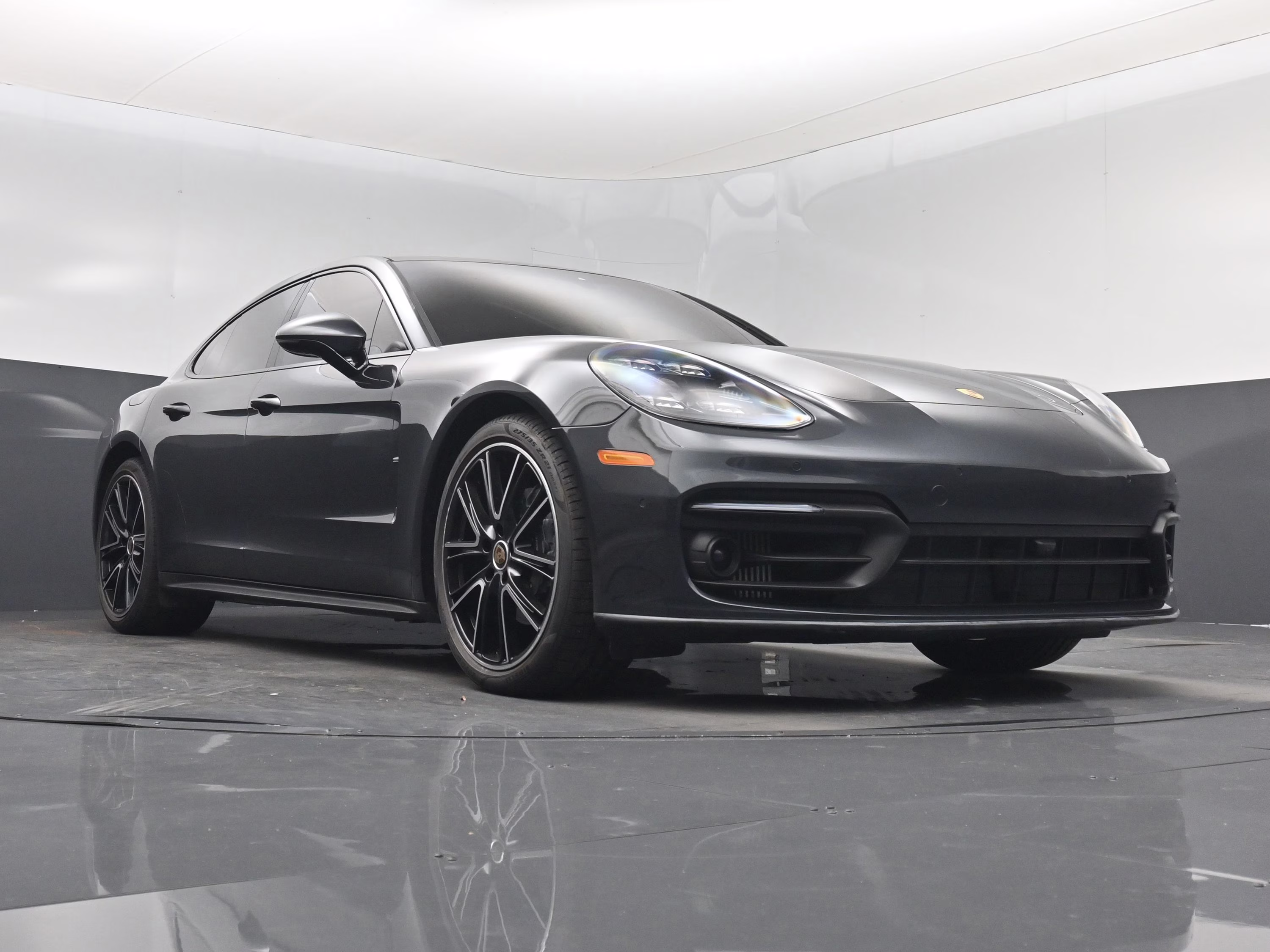 2023 Volcano Grey Metallic Porsche Panamera Platinum Edition RWD Hatchback