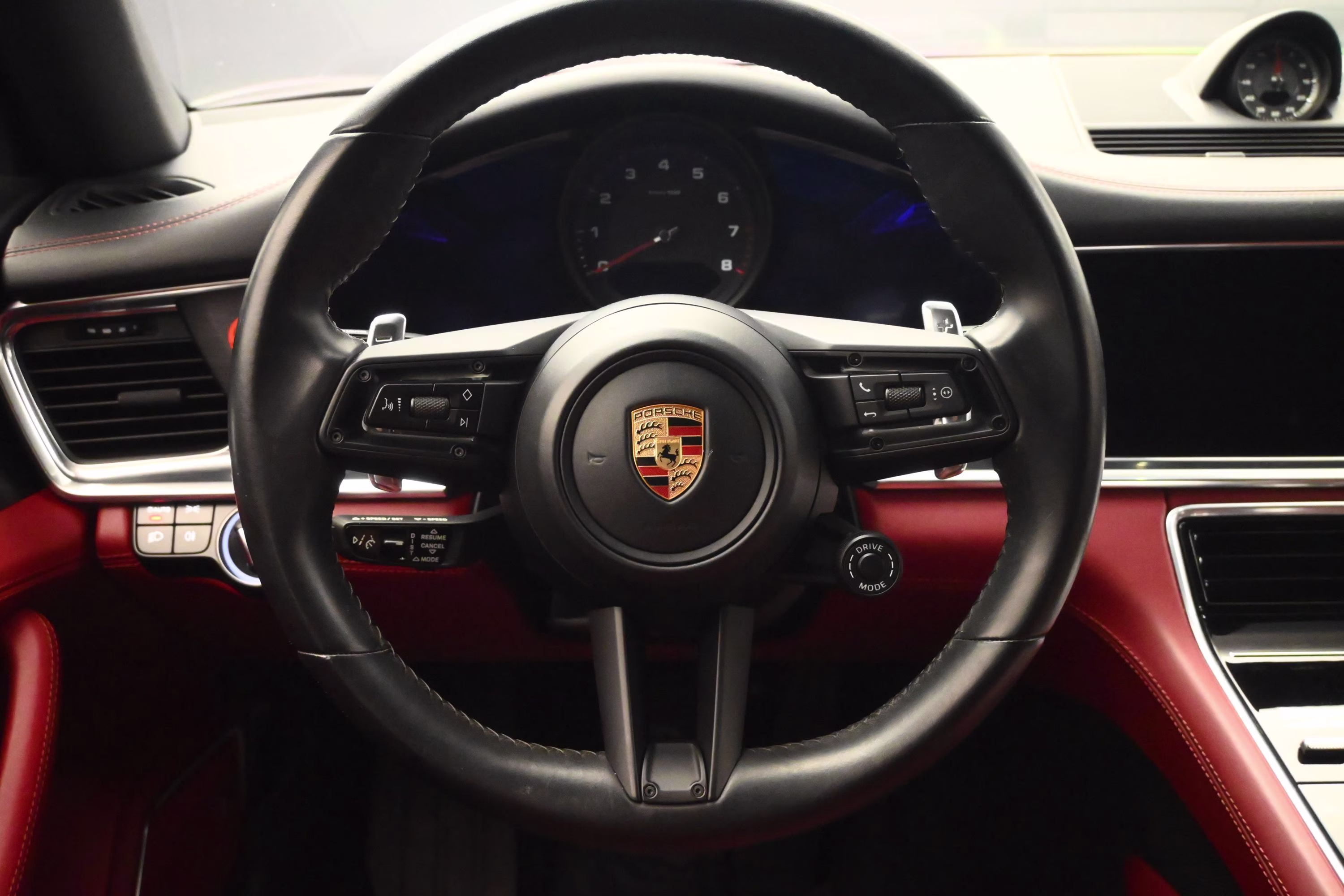 2023 Volcano Grey Metallic Porsche Panamera Platinum Edition RWD Hatchback