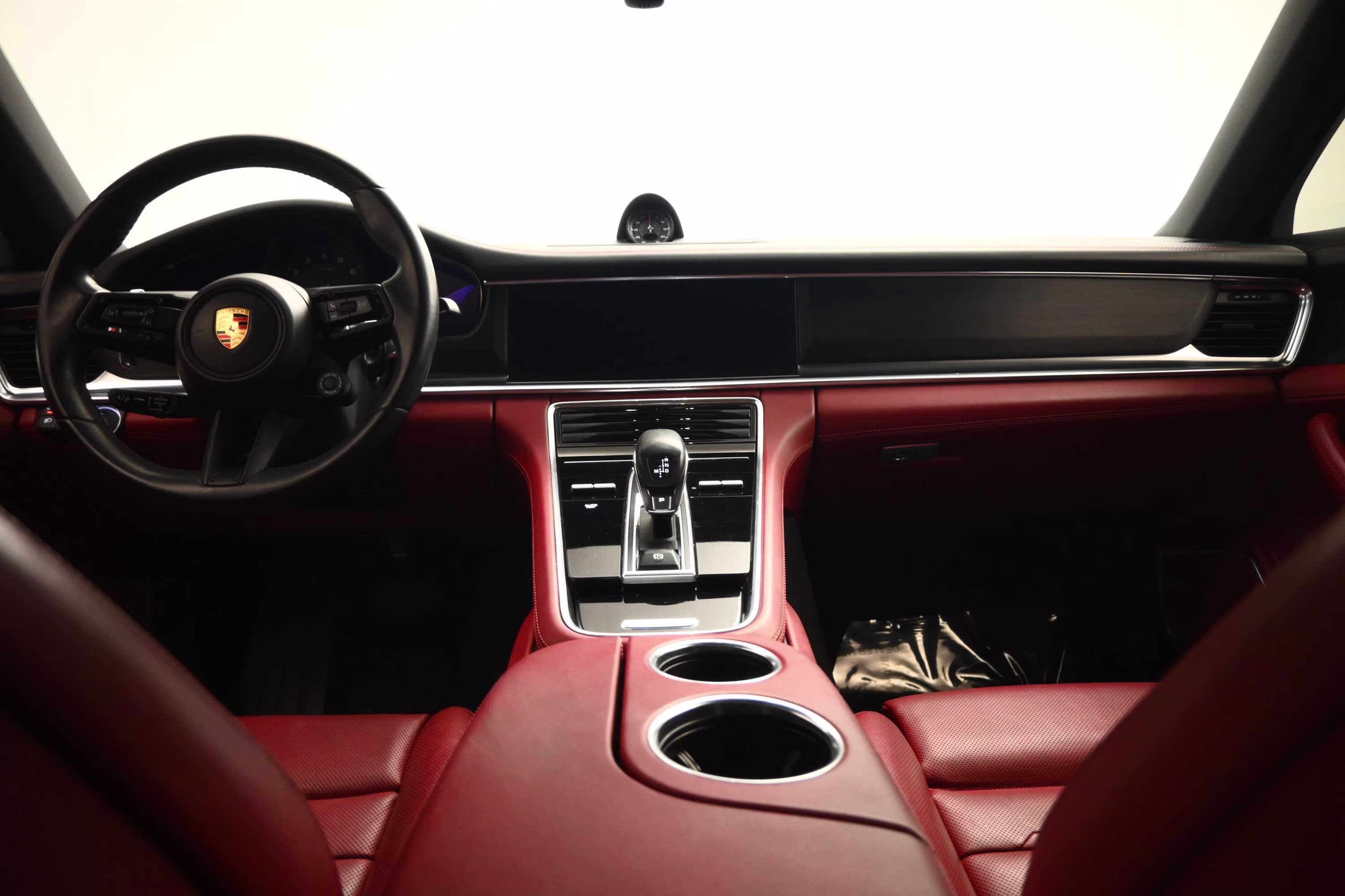 2023 Volcano Grey Metallic Porsche Panamera Platinum Edition RWD Hatchback